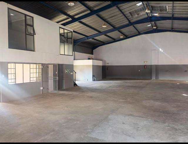 INDUSTRIAL PROPERTY TO RENT IN SILVERTON